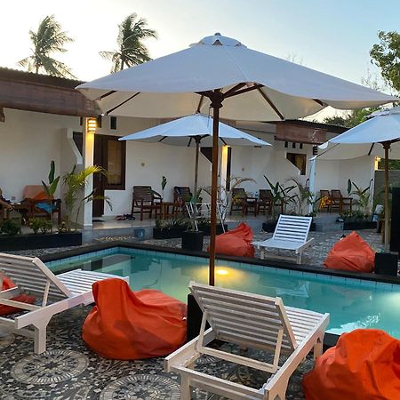 Cape Rose2 Hotell Gili Trawangan Exteriör bild